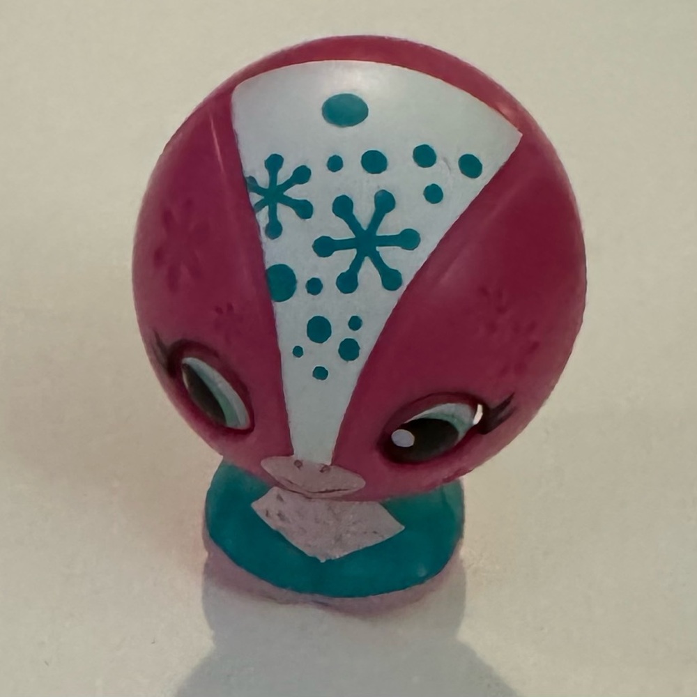 Littlest Pet Shop (LPS) — Teensie Pets or LPS Egg Surprise series.
